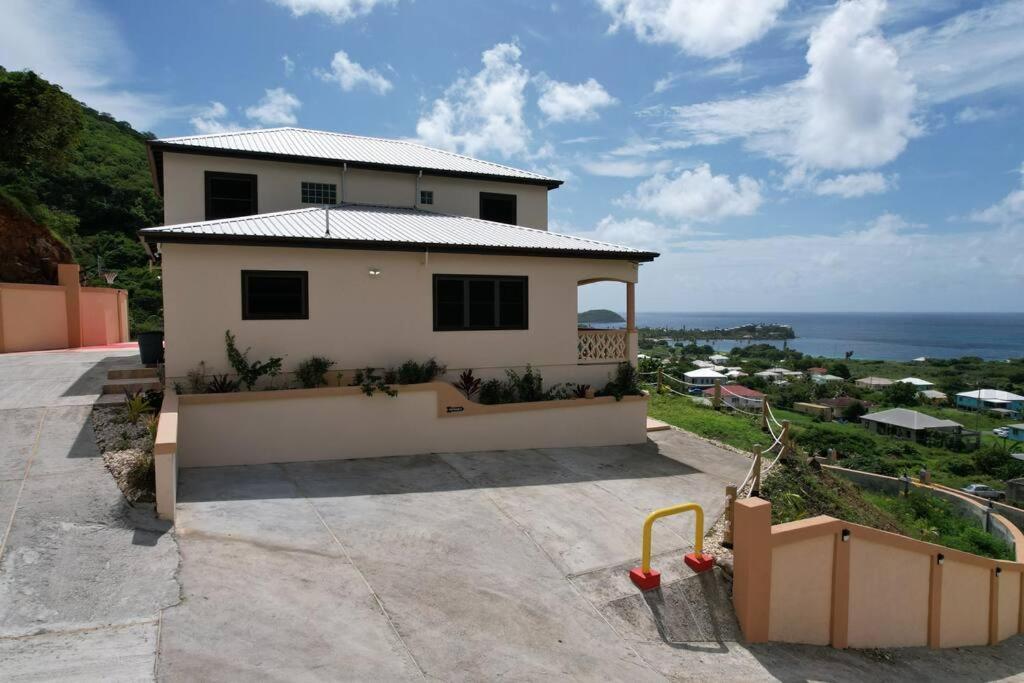 The Pearl - Spacious Air Conditioned 3Bd, 2Bth Villa With Gorgeous Views Old Road Exterior foto